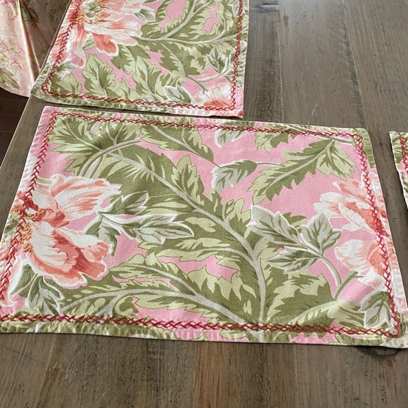 Set of 4 100% Cotton Large Floral Print Placemats by April Cornell - Picture 9 of 14